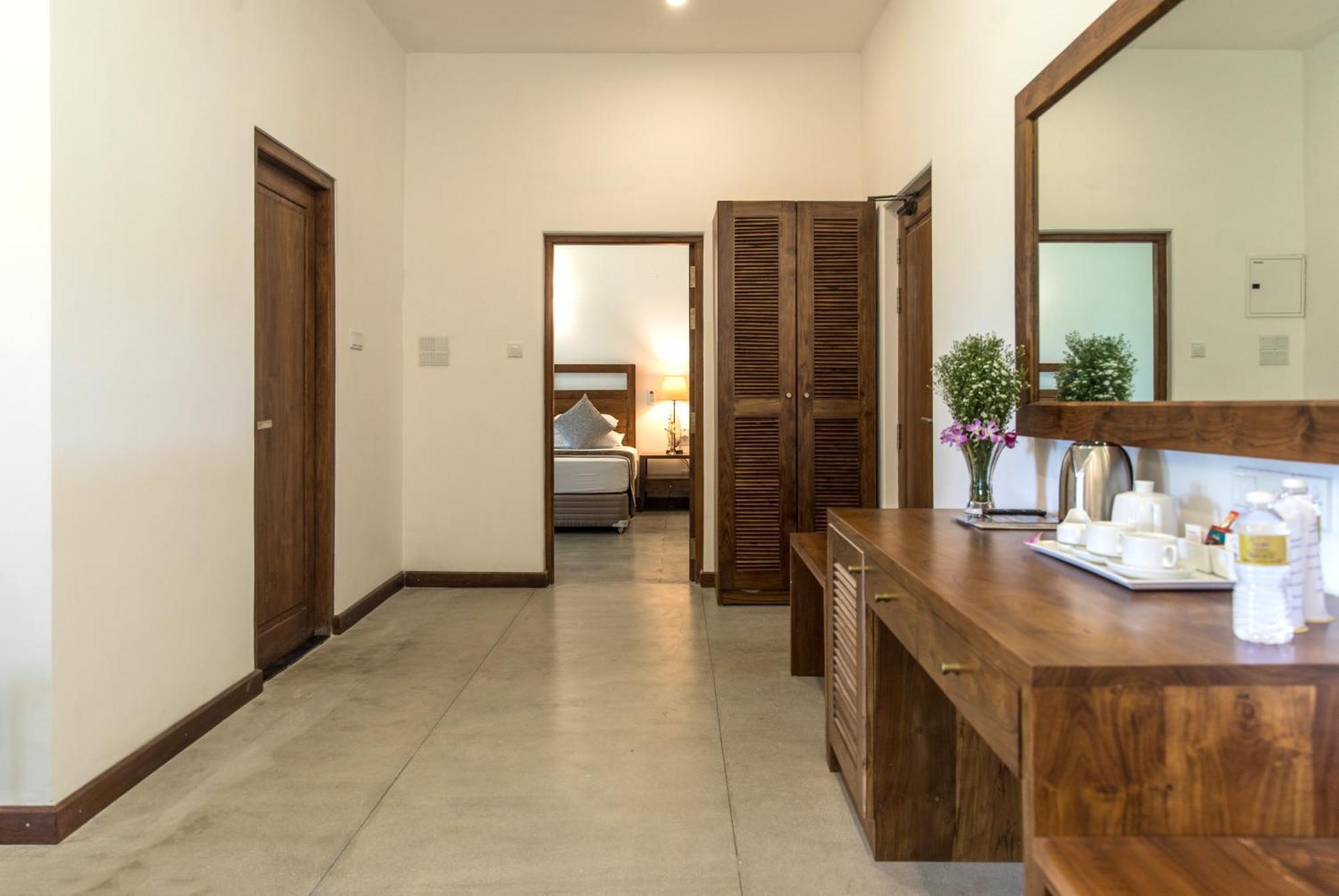 Earls Rajarata Hotel Anuradhapura Room photo
