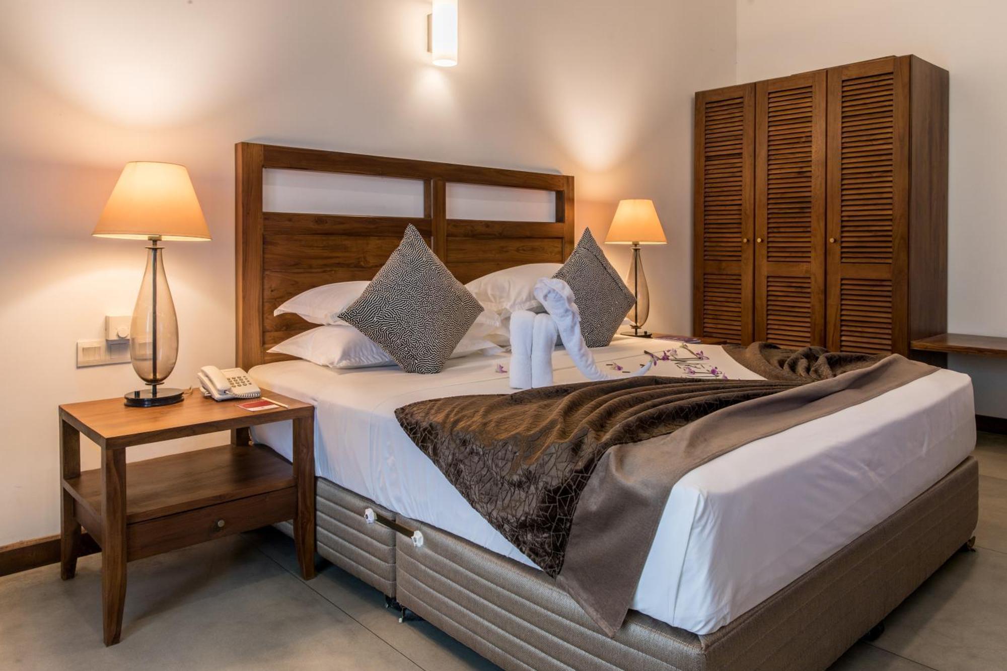Earls Rajarata Hotel Anuradhapura Room photo